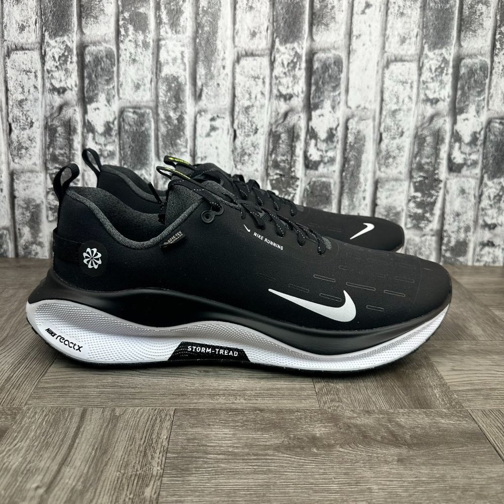 Nike Infinity RN 4 (Gor-Tex); New w/o Tag; Purchased but never worn.